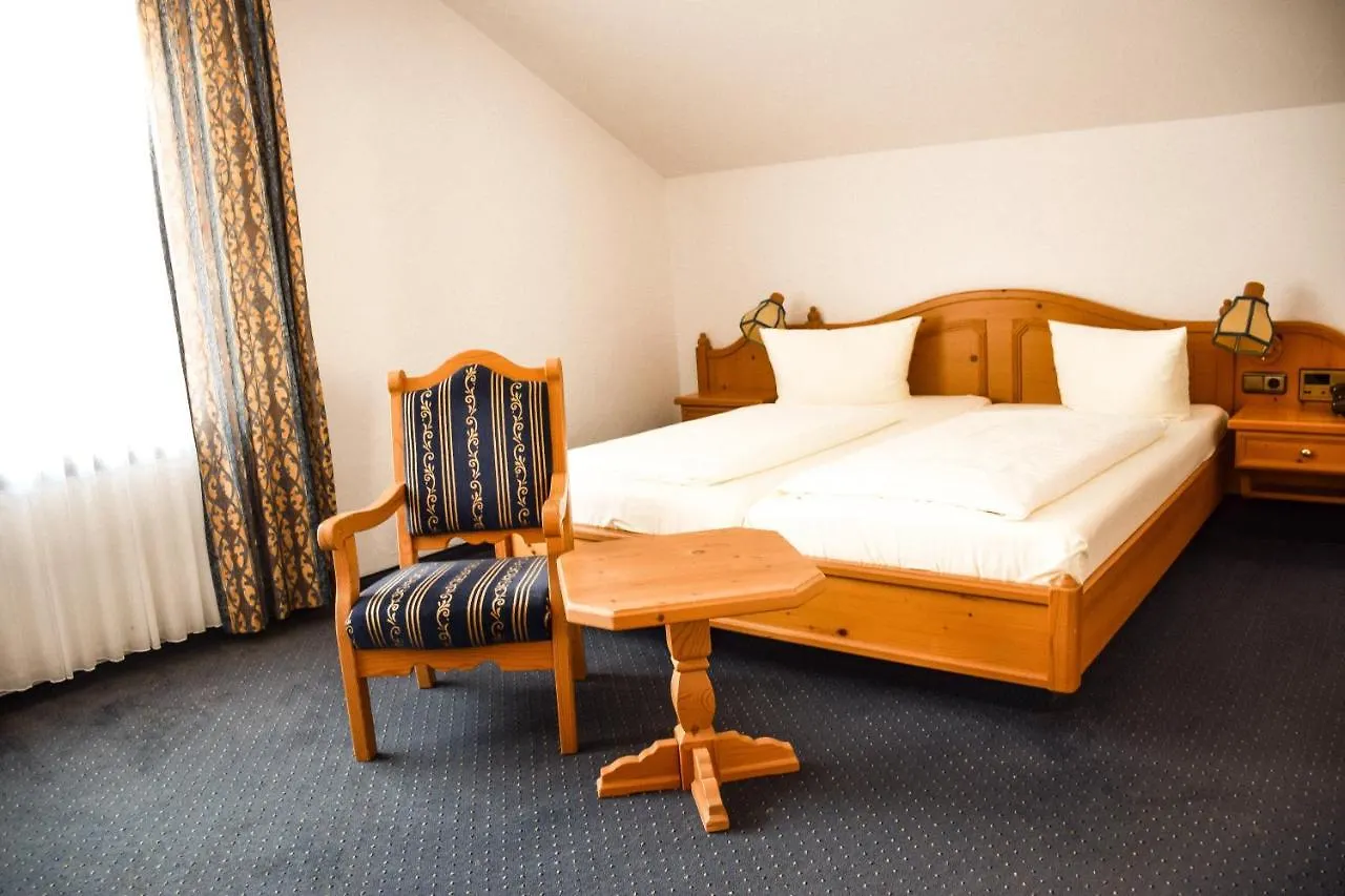 Hotel Bergwiesen Lohr 0*,